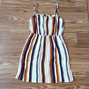 Forever 21 Summer Ladies Top,  Ladies Size Small